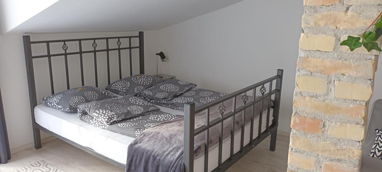 Apartamento Flora Novi Sad Exterior foto