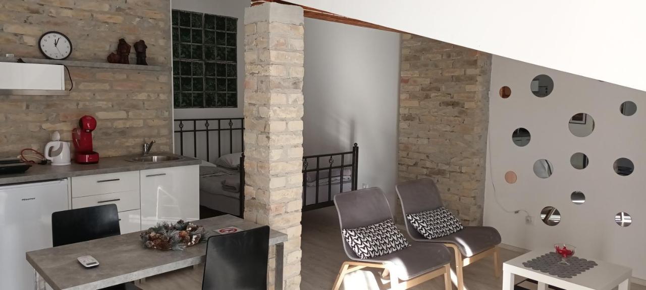 Apartamento Flora Novi Sad Exterior foto