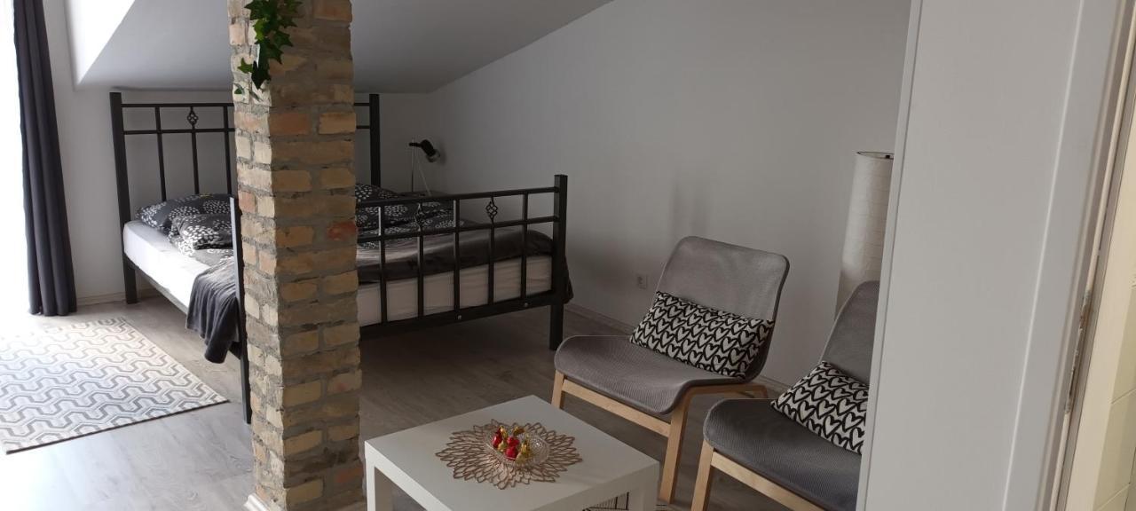 Apartamento Flora Novi Sad Exterior foto